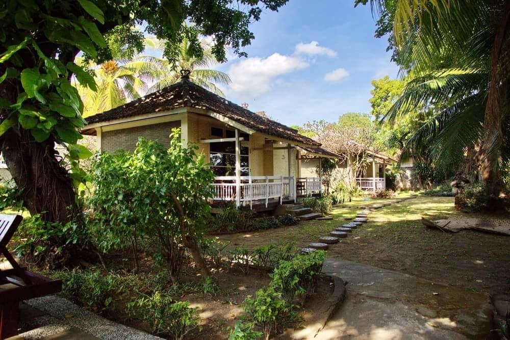 Bali Lovina Beach Cottages Buleleng  Bagian luar foto