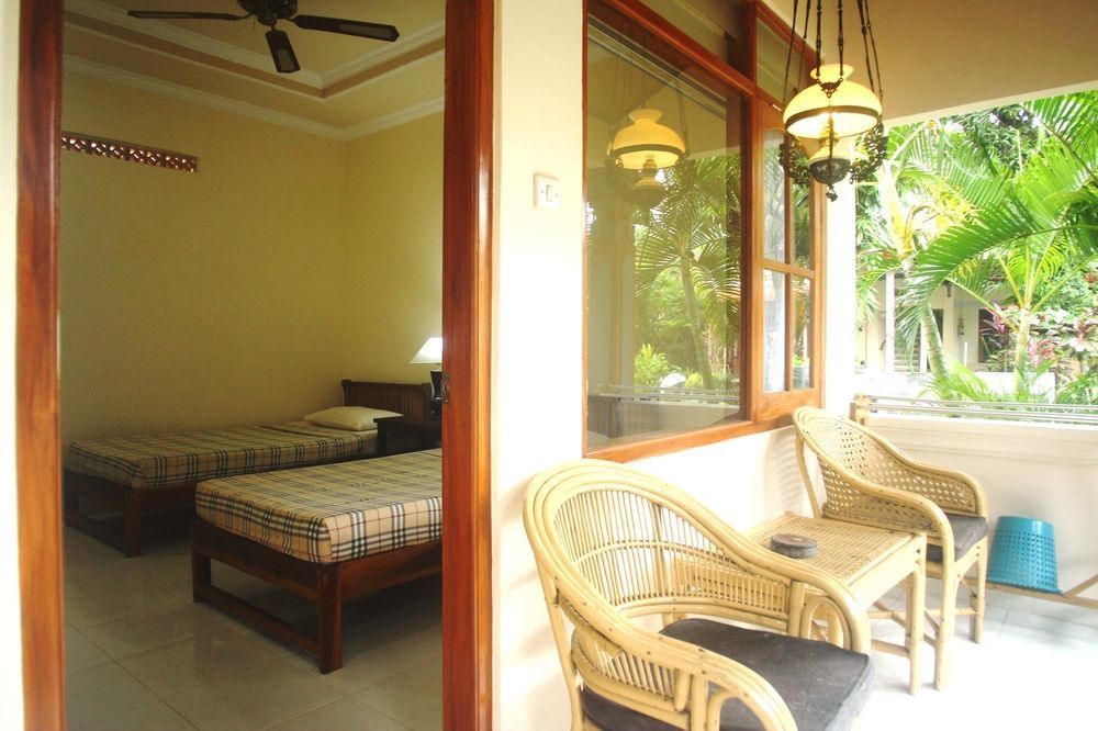 Bali Lovina Beach Cottages Buleleng  Bagian luar foto