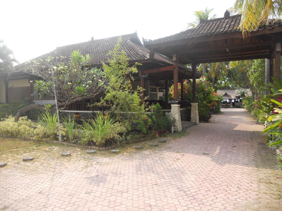 Bali Lovina Beach Cottages Buleleng  Bagian luar foto